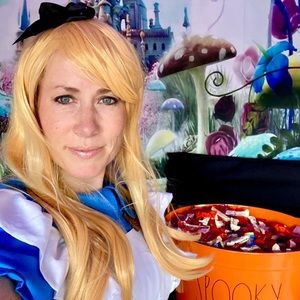 Alice in Wonderland Costume
